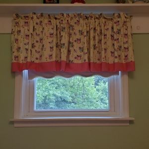 Owl Curtain Valance